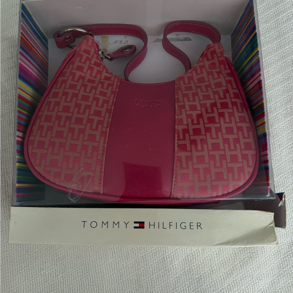 Tommy Hilfiger Fuchsia Shoulder Bag